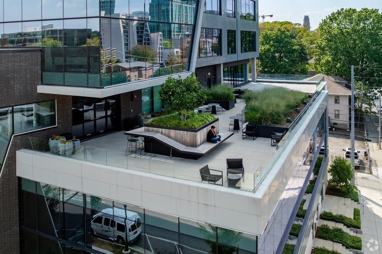 Espaces work hard play hard the best ways to unwind in music row