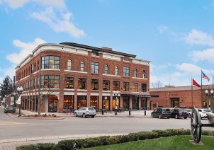 e|spaces Franklin Square