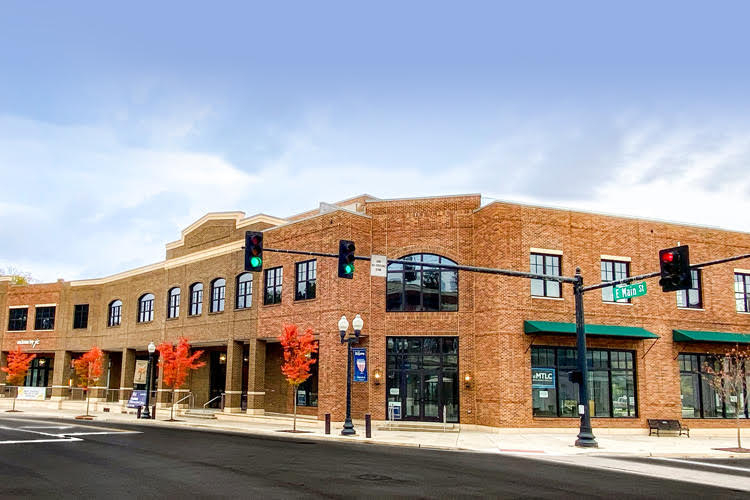 e|spaces Celebrates Second Location in Downtown Franklin